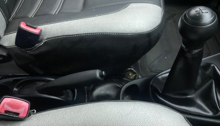 2012 Toyota Etios Liva G, Petrol, Manual, 47,223 km, Gear Lever
