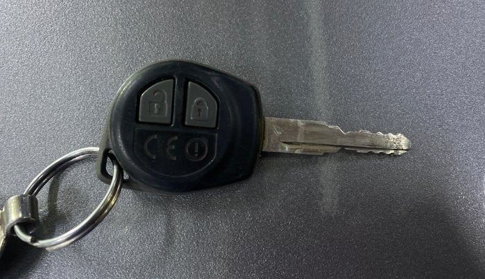 2020 Maruti Dzire VXI, Petrol, Manual, 69,326 km, Key Close Up