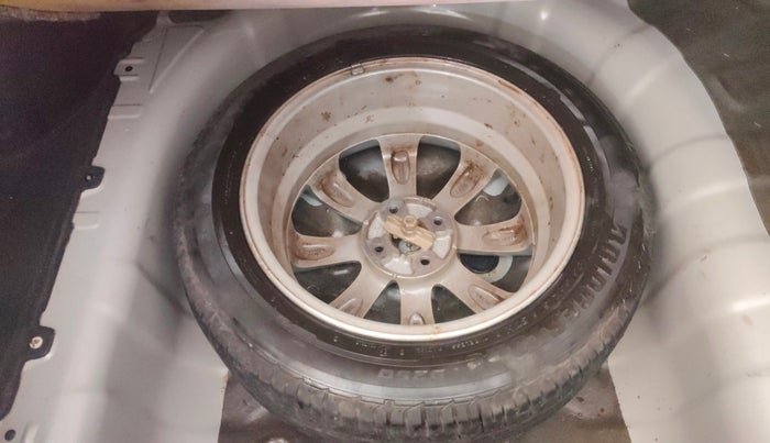 2012 Hyundai Verna FLUIDIC 1.6 VTVT SX, Petrol, Manual, 18,212 km, Spare Tyre