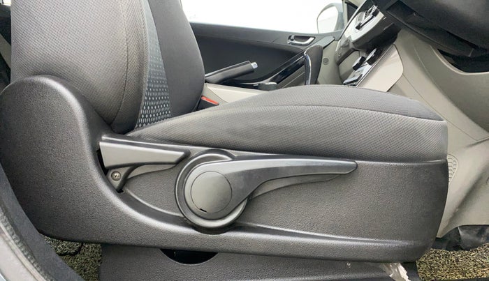 2019 Tata NEXON XZA PLUS DIESEL, Diesel, Automatic, 32,412 km, Driver Side Adjustment Panel