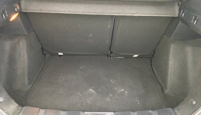 2019 Tata NEXON XZA PLUS DIESEL, Diesel, Automatic, 32,412 km, Boot Inside