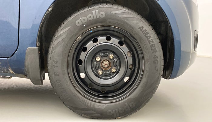 2012 Maruti Ritz VXI, Petrol, Manual, 55,618 km, Right Front Wheel
