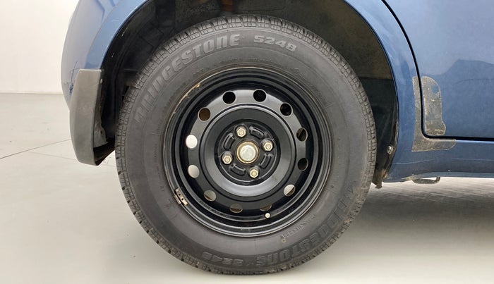 2012 Maruti Ritz VXI, Petrol, Manual, 55,618 km, Right Rear Wheel