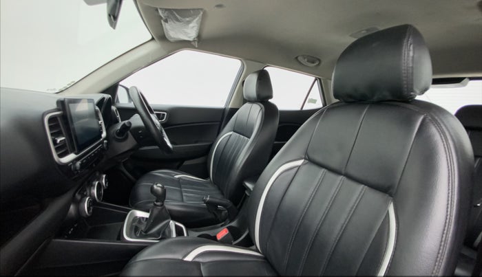 2022 Hyundai VENUE S+ 1.2, Petrol, Manual, 35,265 km, Right Side Front Door Cabin