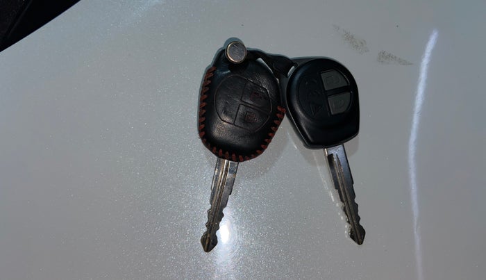 2022 Maruti Baleno DELTA PETROL 1.2, Petrol, Manual, 48,749 km, Key Close Up