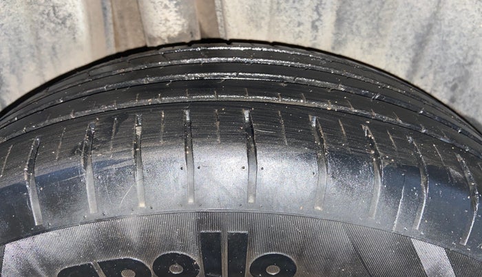 2022 Maruti Baleno DELTA PETROL 1.2, Petrol, Manual, 48,749 km, Right Rear Tyre Tread