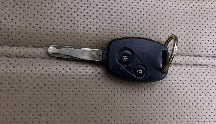 2015 Honda Amaze 1.2L I-VTEC S, Petrol, Manual, 67,991 km, Key Close Up