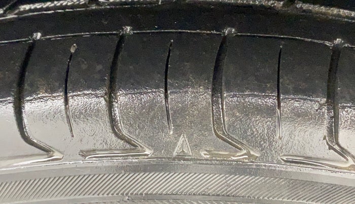 2015 Honda Amaze 1.2L I-VTEC S, Petrol, Manual, 67,991 km, Right Rear Tyre Tread