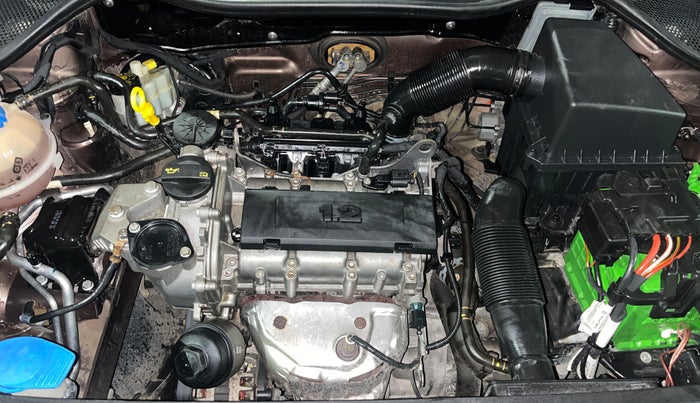 2016 Volkswagen Ameo COMFORTLINE 1.2L, Petrol, Manual, 58,672 km, Engine View