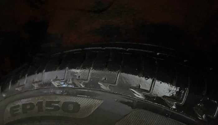 2019 Maruti IGNIS ALPHA 1.2 AMT DUAL TONE, Petrol, Automatic, 72,001 km, Left Rear Tyre Tread