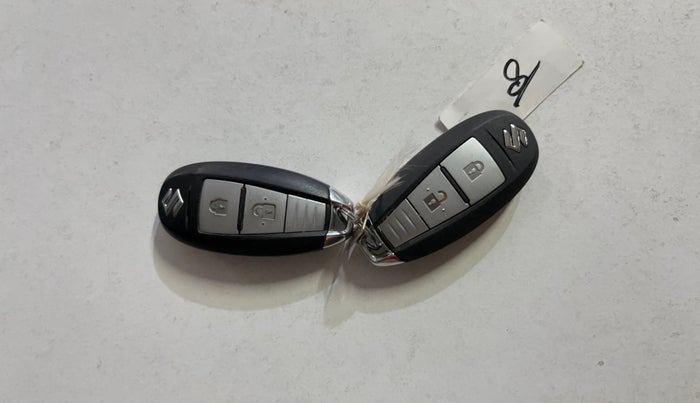 2019 Maruti IGNIS ALPHA 1.2 AMT DUAL TONE, Petrol, Automatic, 72,001 km, Key Close Up