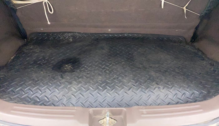 2012 Maruti Zen Estilo VXI, Petrol, Manual, 1,00,395 km, Boot Inside
