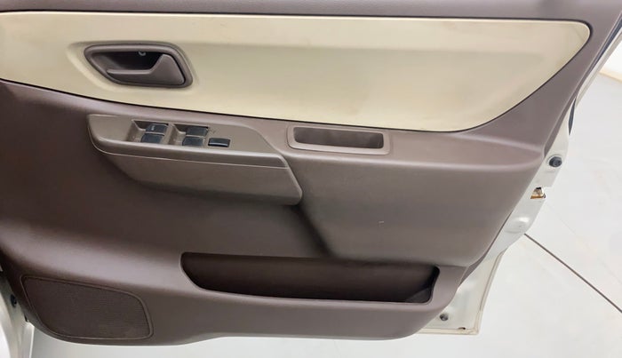 2012 Maruti Zen Estilo VXI, Petrol, Manual, 1,00,395 km, Driver Side Door Panels Control