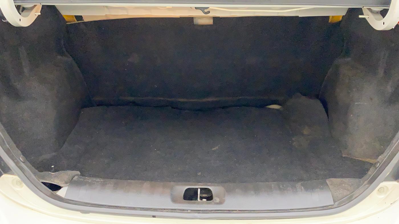 2016 Maruti Swift Dzire ZXI, Petrol, Manual, 82,298 km, Boot Inside