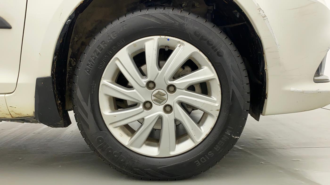 2016 Maruti Swift Dzire ZXI, Petrol, Manual, 82,298 km, Right Front Wheel
