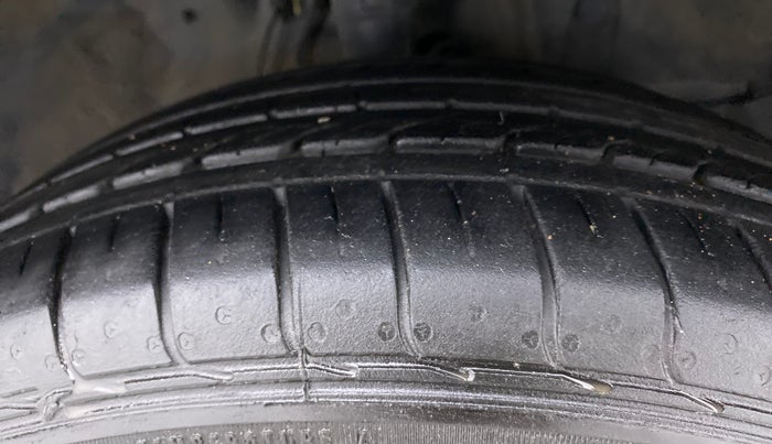 2021 Honda WR-V 1.2 i-VTEC VX MT, Petrol, Manual, 29,919 km, Right Front Tyre Tread