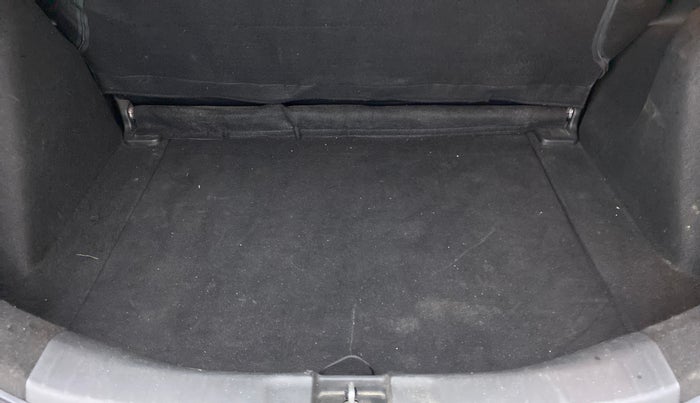 2021 Honda WR-V 1.2 i-VTEC VX MT, Petrol, Manual, 29,919 km, Boot Inside