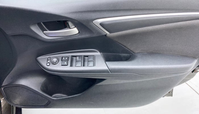 2021 Honda WR-V 1.2 i-VTEC VX MT, Petrol, Manual, 29,919 km, Driver Side Door Panels Control