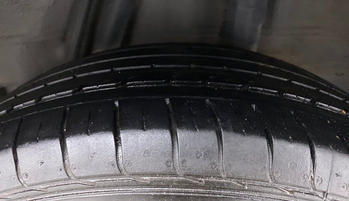 2021 Honda WR-V 1.2 i-VTEC VX MT, Petrol, Manual, 29,919 km, Left Rear Tyre Tread