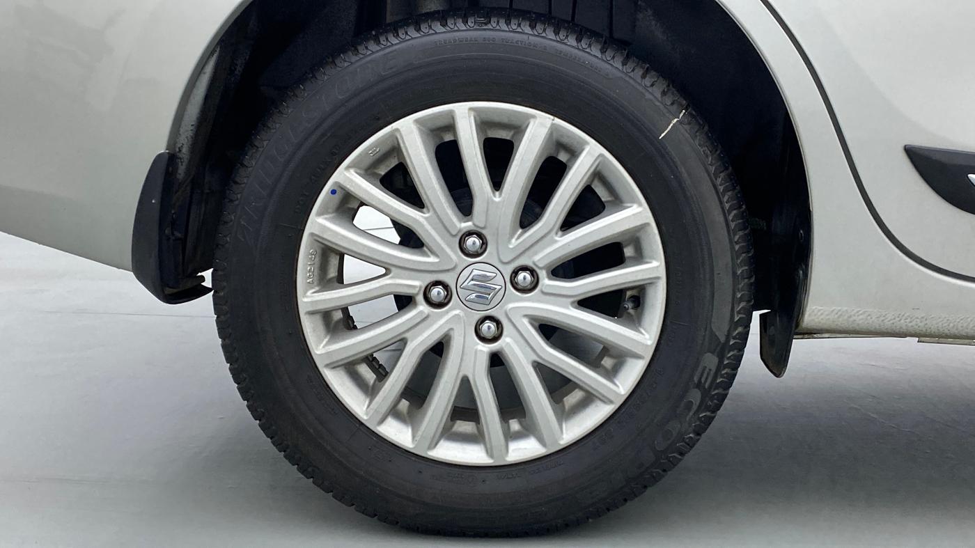 2019 Maruti Dzire ZXI, Petrol, Manual, 8,087 km, Right Rear Wheel