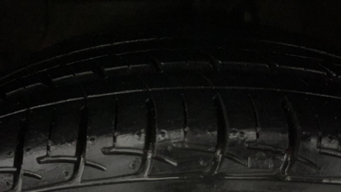 2019 Hyundai Grand i10 SPORTZ (O) AT 1.2 KAPPA VTVT, Petrol, Automatic, 59,776 km, Left Front Tyre Tread