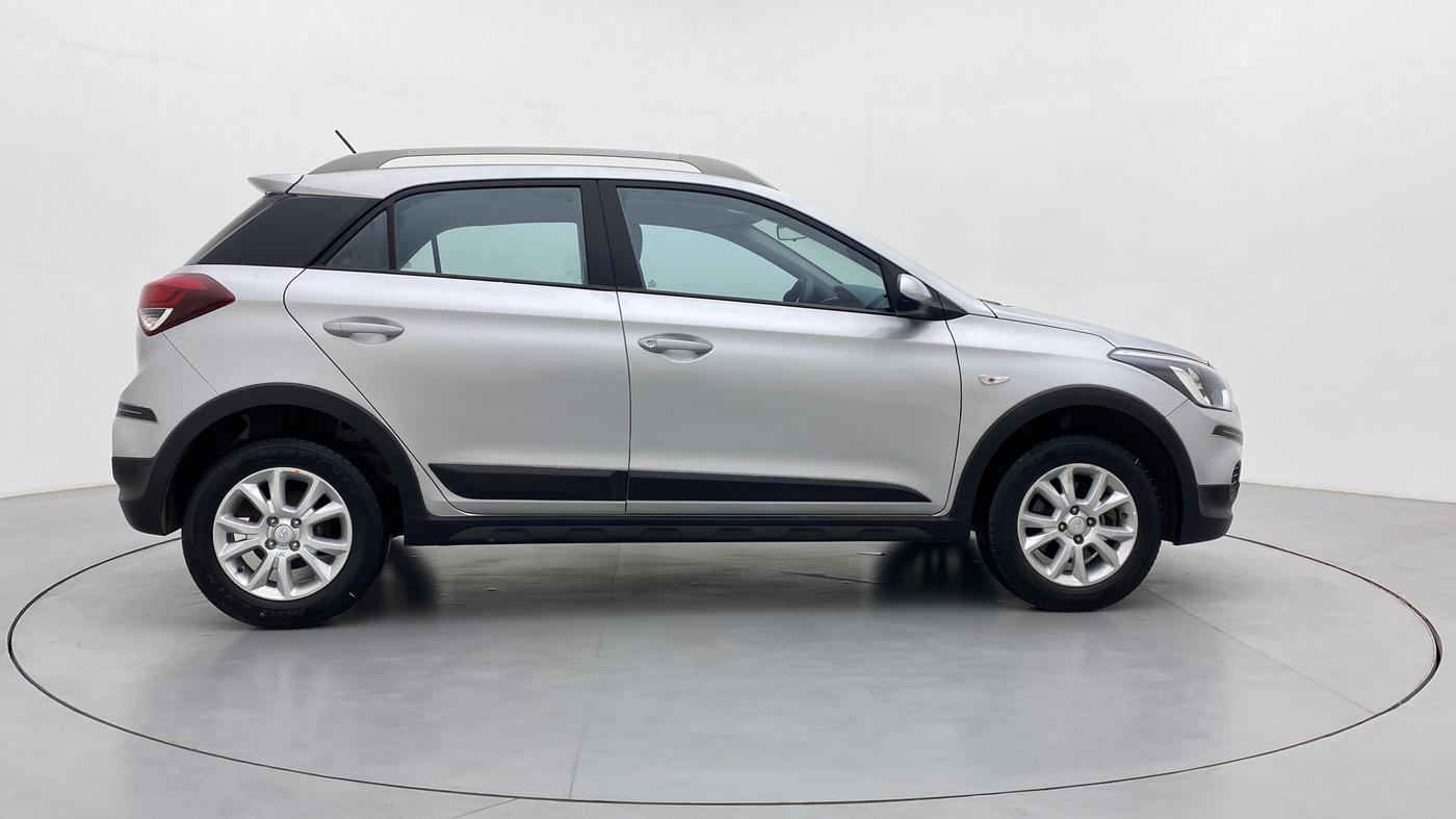 2015 Hyundai i20 Active 1.2, Petrol, Manual, 42,207 km, Right Side View