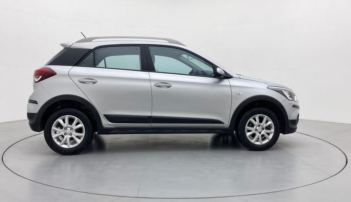 2015 Hyundai i20 Active 1.2, Petrol, Manual, 42,207 km, Right Side View