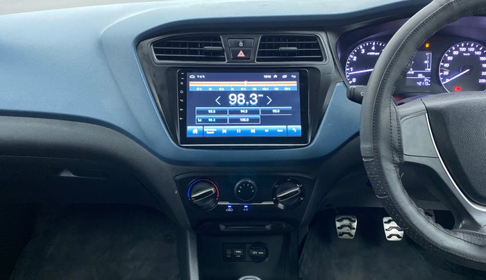 2015 Hyundai i20 Active 1.2, Petrol, Manual, 42,207 km, Air Conditioner