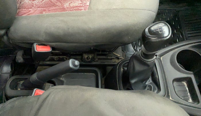 2018 Datsun Redi Go A, Petrol, Manual, 21,325 km, Gear Lever
