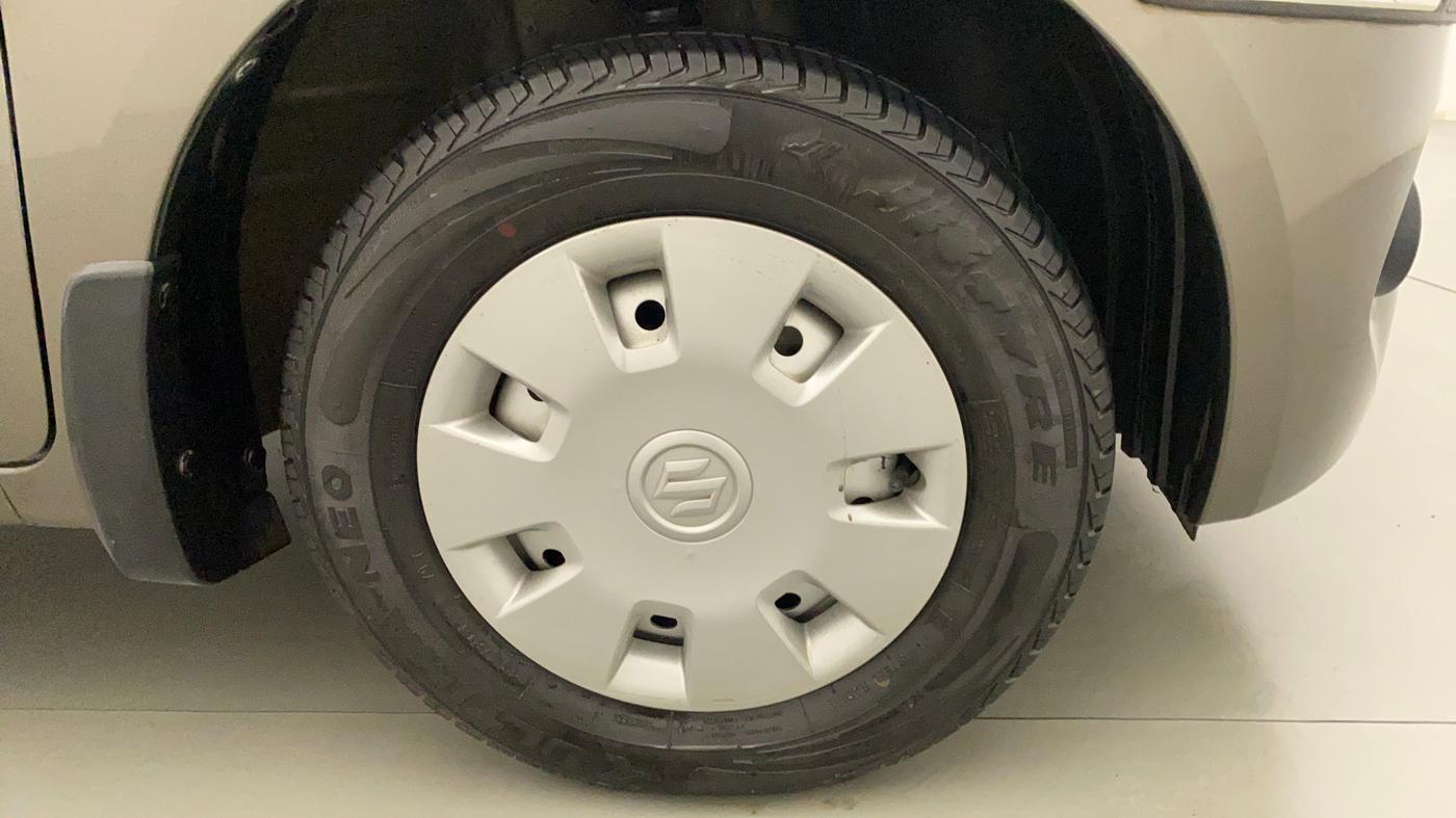 2021 Maruti New Wagon-R LXI 1.0, Petrol, Manual, 9,219 km, Right Front Wheel