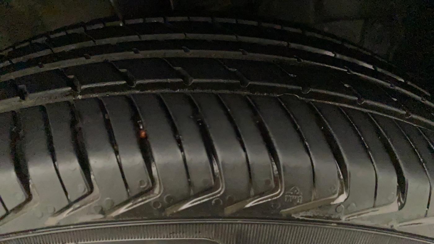 2021 Maruti New Wagon-R LXI 1.0, Petrol, Manual, 9,219 km, Right Front Tyre Tread