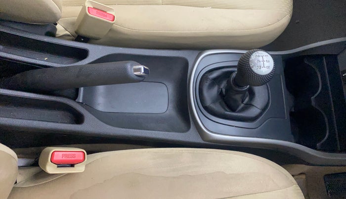 2018 Honda City 1.5L I-VTEC V MT, Petrol, Manual, 33,547 km, Gear Lever