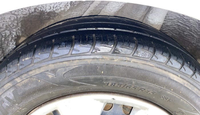 2015 Honda Mobilio 1.5L I-VTEC S, Petrol, Manual, 36,639 km, Left Rear Tyre Tread