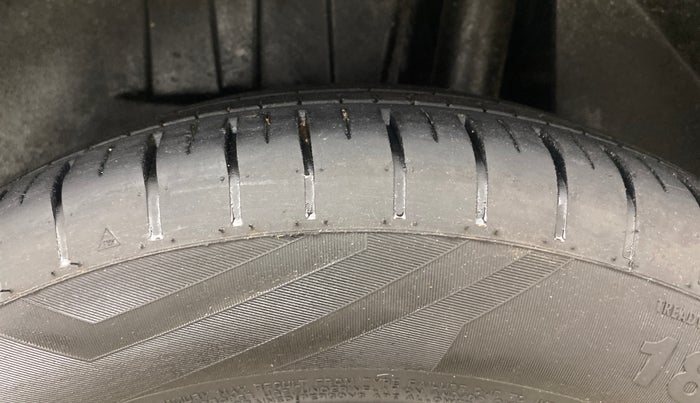 2023 Maruti Dzire ZXI Plus AMT, Petrol, Automatic, 23,956 km, Left Rear Tyre Tread