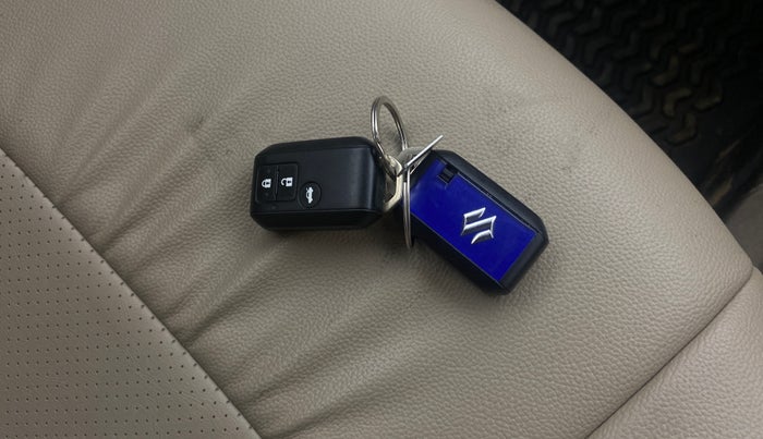 2023 Maruti Dzire ZXI Plus AMT, Petrol, Automatic, 23,956 km, Key Close Up