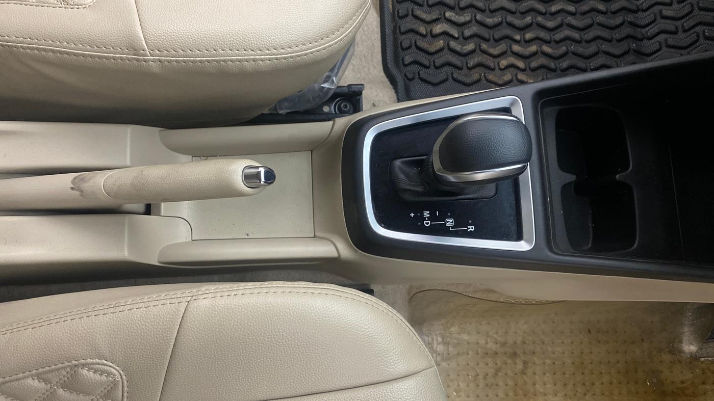 2023 Maruti Dzire ZXI Plus AMT, Petrol, Automatic, 23,956 km, Gear Lever