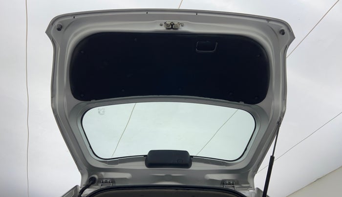 2011 Toyota Etios Liva G, Petrol, Manual, 67,800 km, Boot Door Open