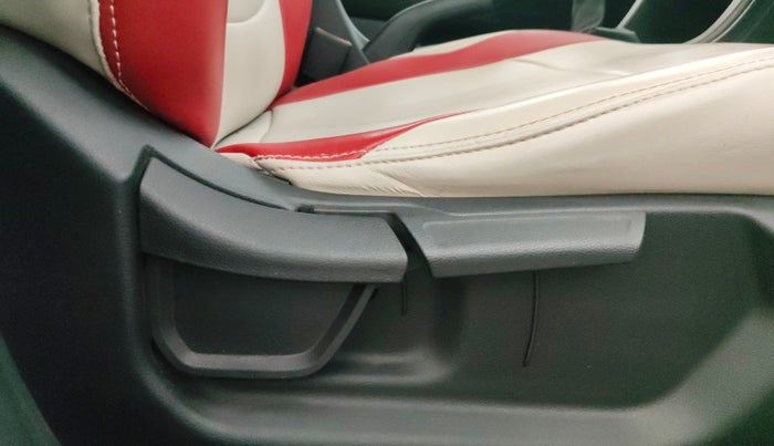 2023 Hyundai Creta EX 1.5 PETROL, Petrol, Manual, 18,482 km, Driver Side Adjustment Panel