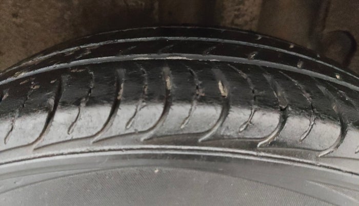 2020 KIA SELTOS HTE 1.5 DIESEL, Diesel, Manual, 74,418 km, Left Rear Tyre Tread
