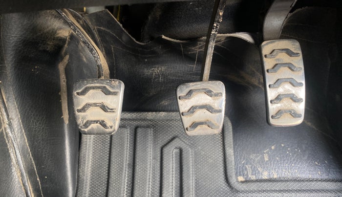 2023 KIA SONET HTK PLUS 1.2, Petrol, Manual, 34,088 km, Pedals