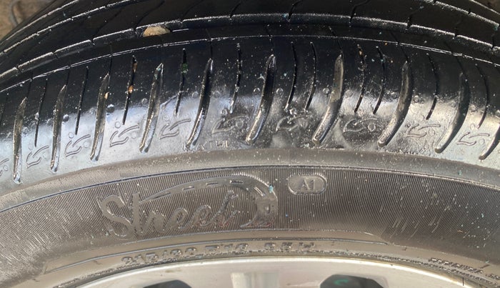 2023 KIA SONET HTK PLUS 1.2, Petrol, Manual, 34,088 km, Right Rear Tyre Tread