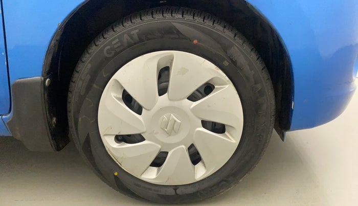 2015 Maruti Celerio ZXI AMT, Petrol, Automatic, 32,818 km, Right Front Wheel