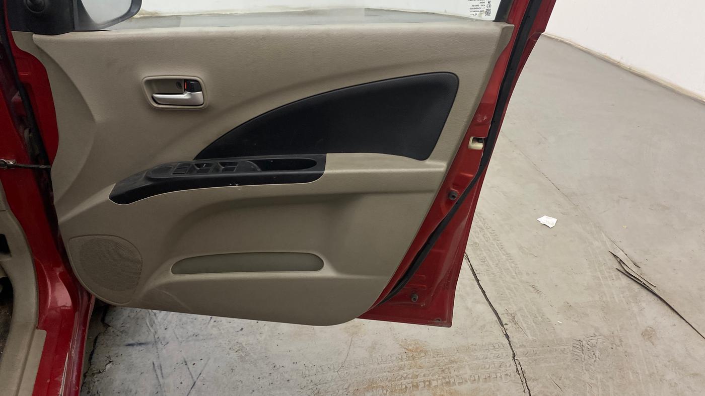 2016 Maruti Celerio VXI AMT, Petrol, Automatic, 63,453 km, Driver Side Door Panels Control