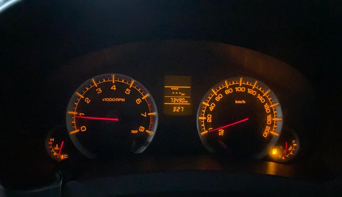 2013 Maruti Swift VXI, Petrol, Manual, 73,470 km, Odometer Image