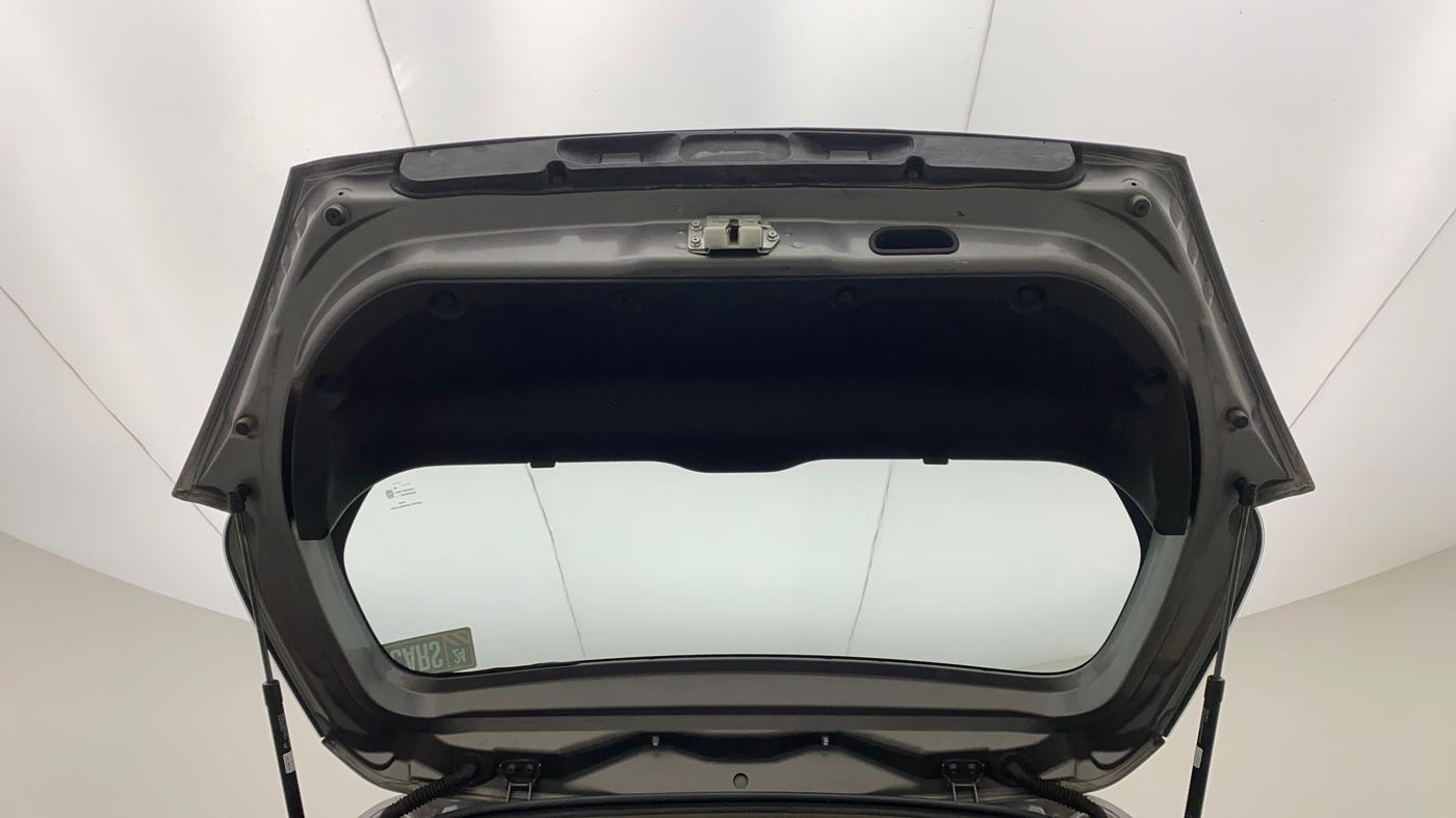 2012 Maruti Swift VXI, Petrol, Manual, 44,030 km, Boot Door Open