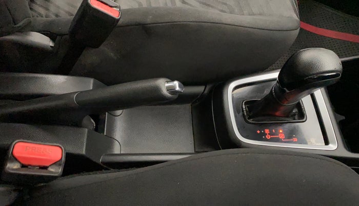 2018 Maruti Swift VXI AMT, Petrol, Automatic, 44,481 km, Gear Lever