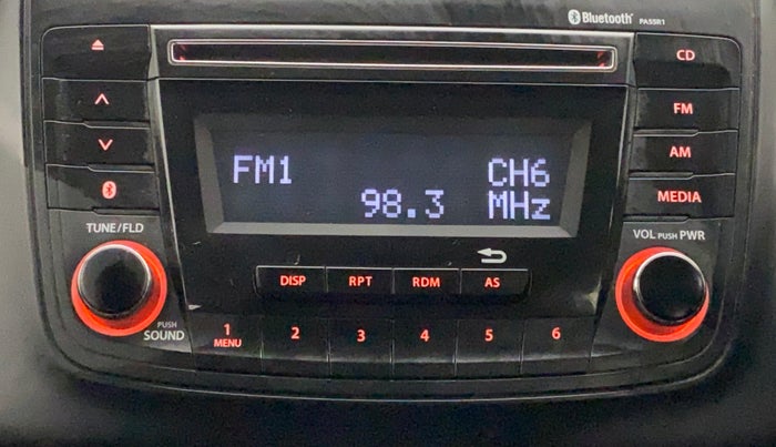 2018 Maruti Swift VXI AMT, Petrol, Automatic, 44,481 km, Infotainment System