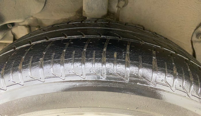 2015 Tata Zest XT PETROL, Petrol, Manual, 37,570 km, Right Rear Tyre Tread