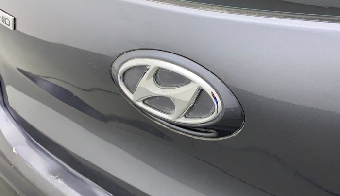 2018 Hyundai Grand i10 MAGNA 1.2 KAPPA VTVT, Petrol, Manual, 35,828 km, Dicky (Boot door) - Slightly dented