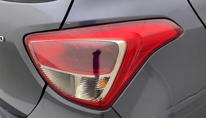 2018 Hyundai Grand i10 MAGNA 1.2 KAPPA VTVT, Petrol, Manual, 35,828 km, Right tail light - Minor scratches